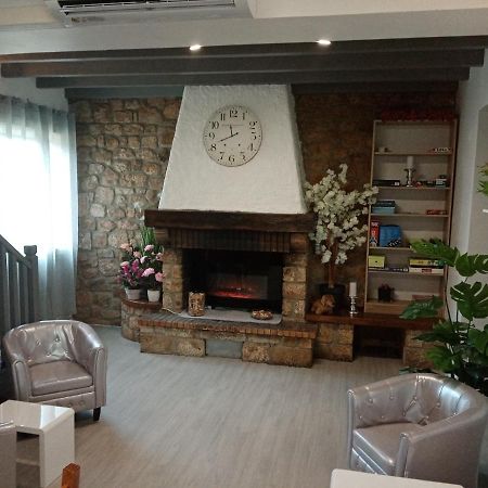 Hotel-Restaurant Le Matibyll Guilherand-Granges Екстериор снимка