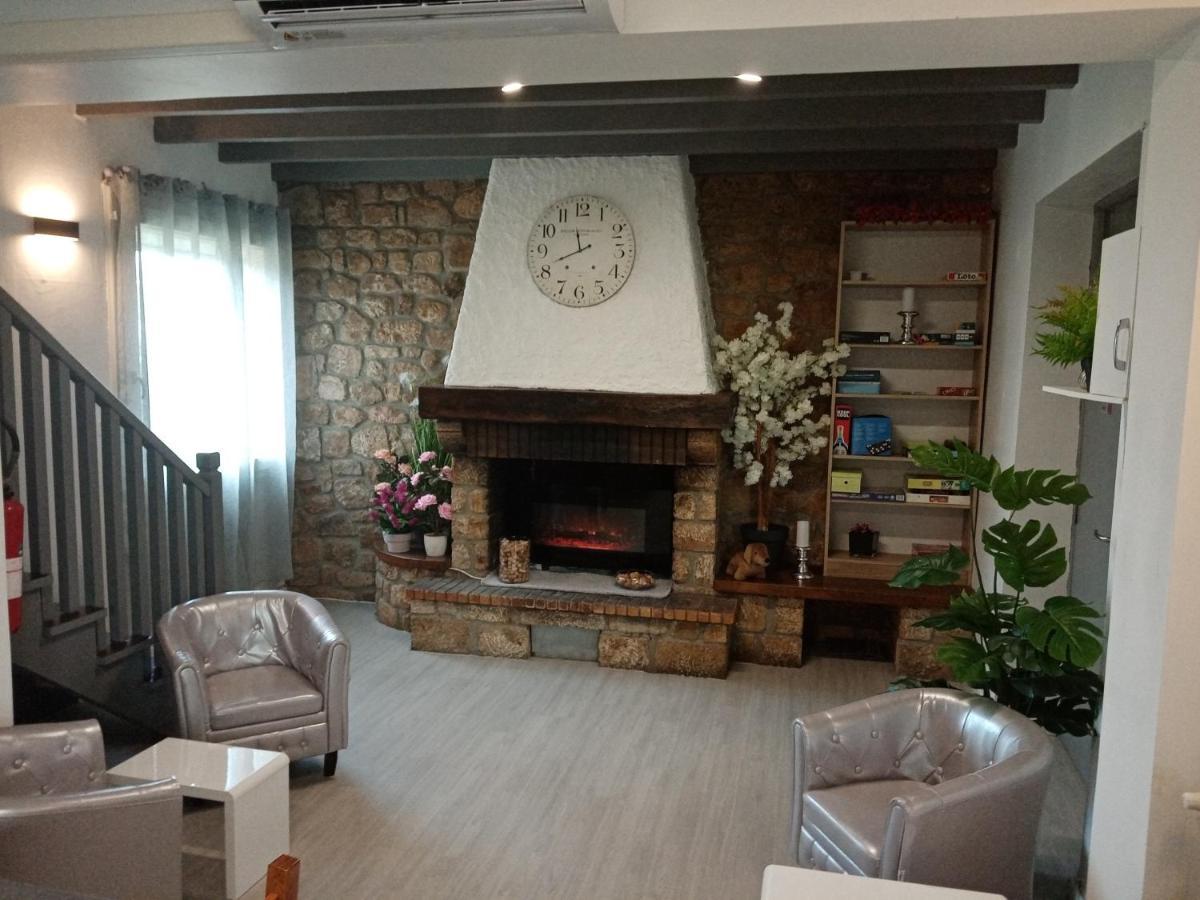 Hotel-Restaurant Le Matibyll Guilherand-Granges Екстериор снимка