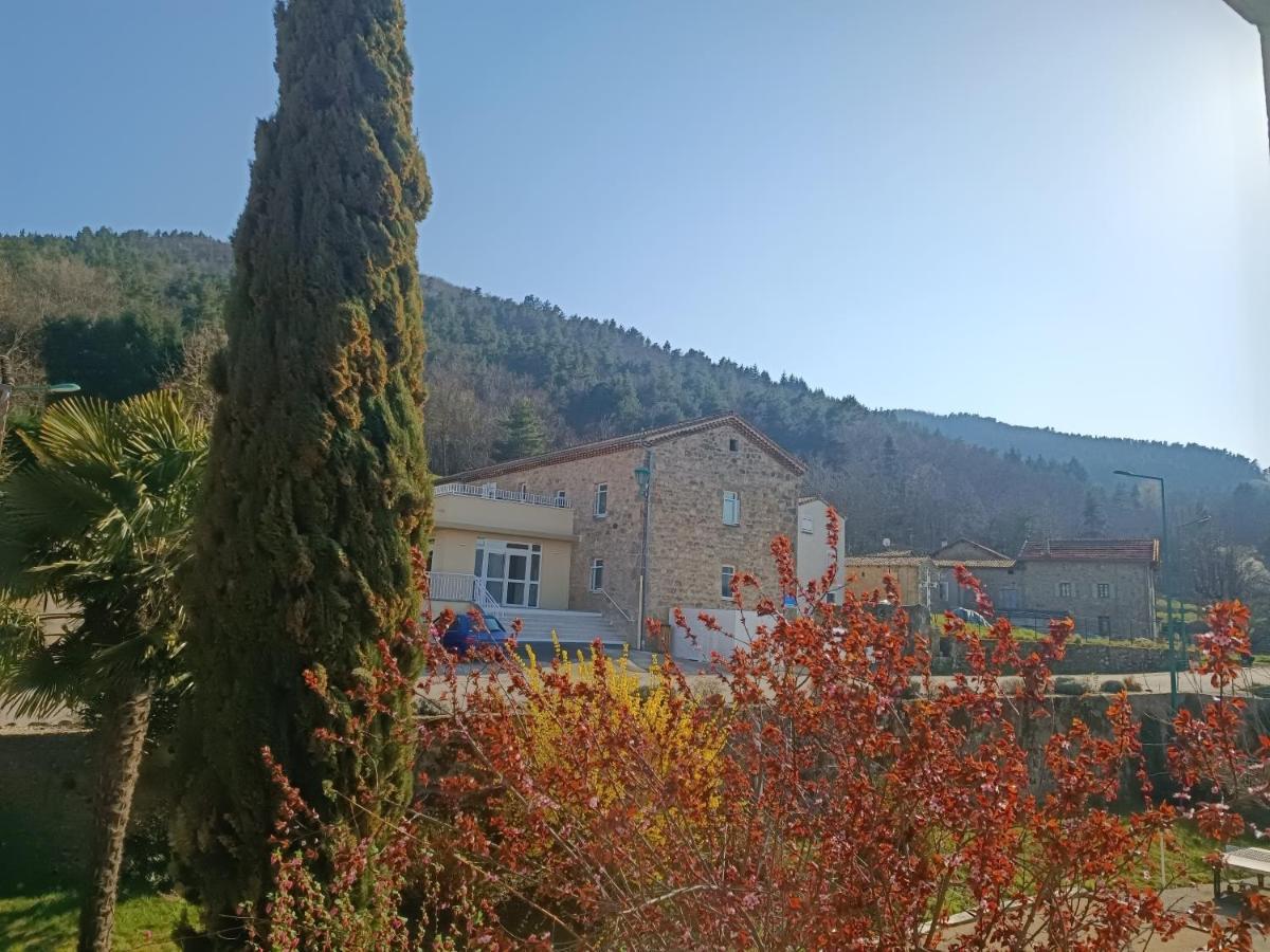 Hotel-Restaurant Le Matibyll Guilherand-Granges Екстериор снимка